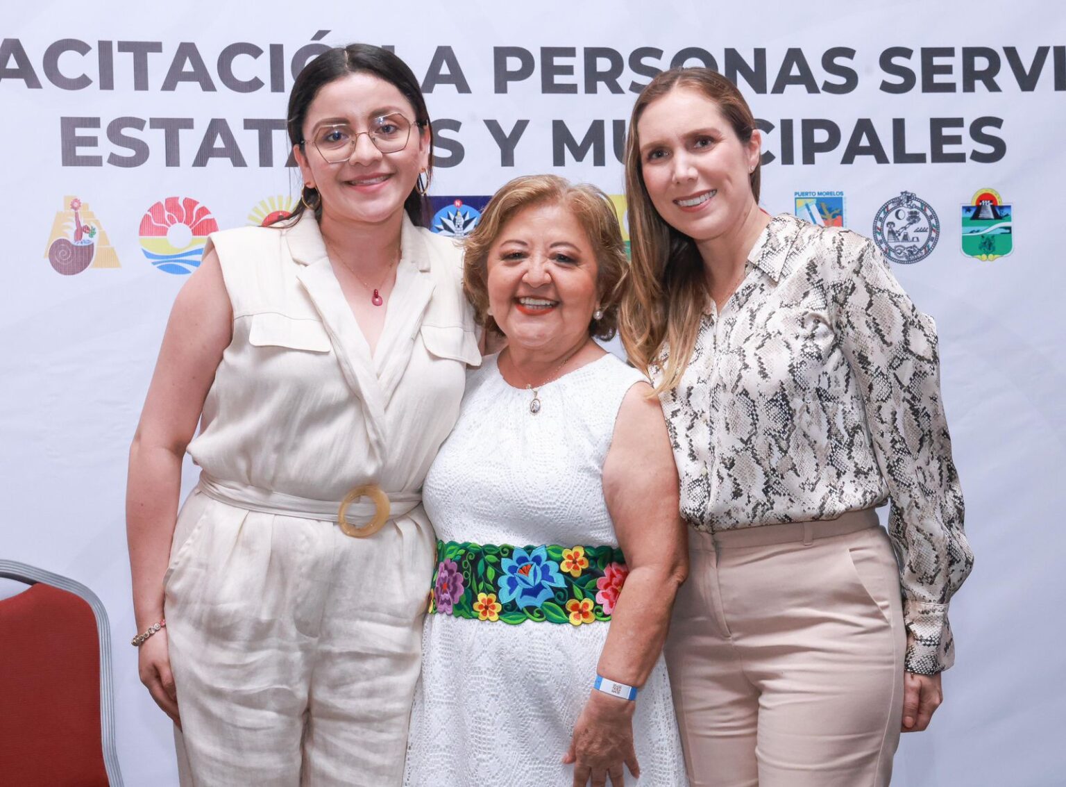 Gobierno de Isla Mujeres refrenda su compromiso con la transparencia y ...